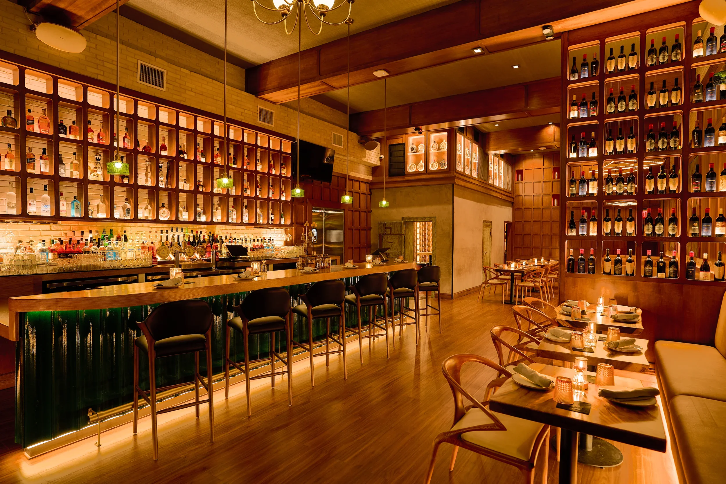 Gaucho Grill Temecula dining room and bar